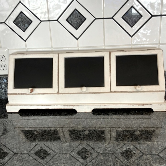 Shabby Chic Tabletop Organization/Storage Unit, Black Front Are Chalkboard - Picture 1 of 14